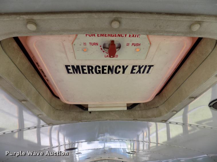 image for item FJ9287 2001 Freightliner FS65 school bus