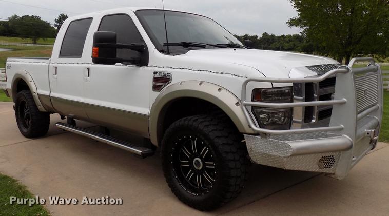 image for item FJ9288 2008 Ford F250 Super Duty Crew Cab pickup truck