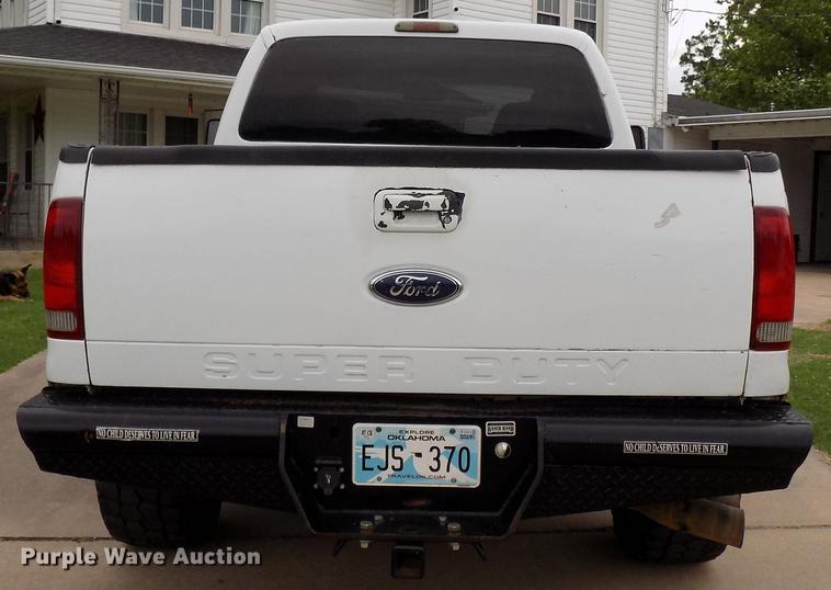 image for item FJ9288 2008 Ford F250 Super Duty Crew Cab pickup truck