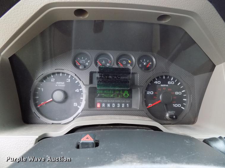 image for item FJ9288 2008 Ford F250 Super Duty Crew Cab pickup truck