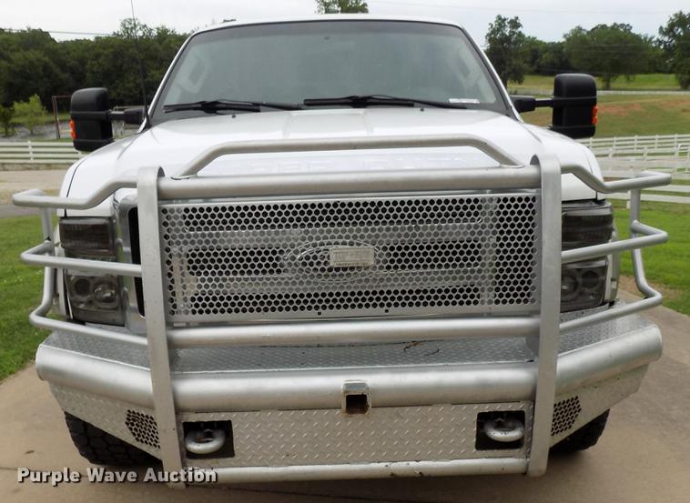 image for item FJ9288 2008 Ford F250 Super Duty Crew Cab pickup truck