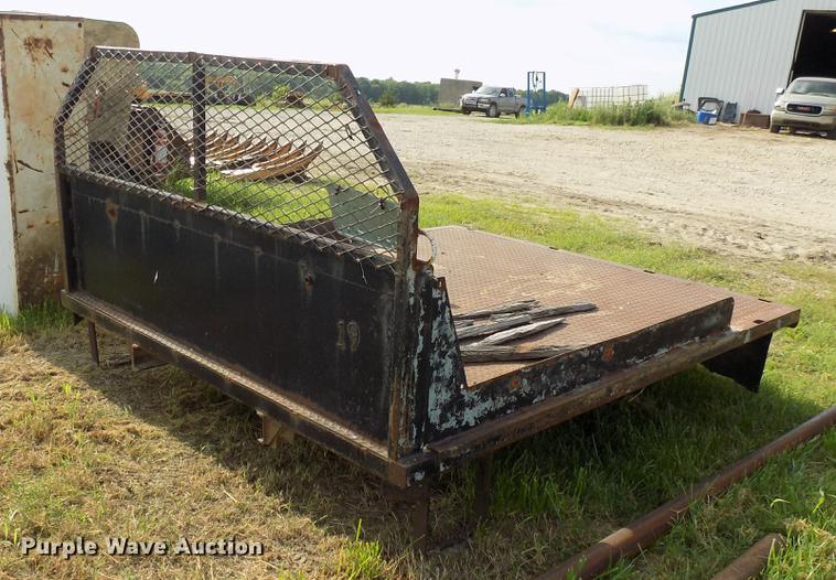 image for item FJ9299 Flatbed