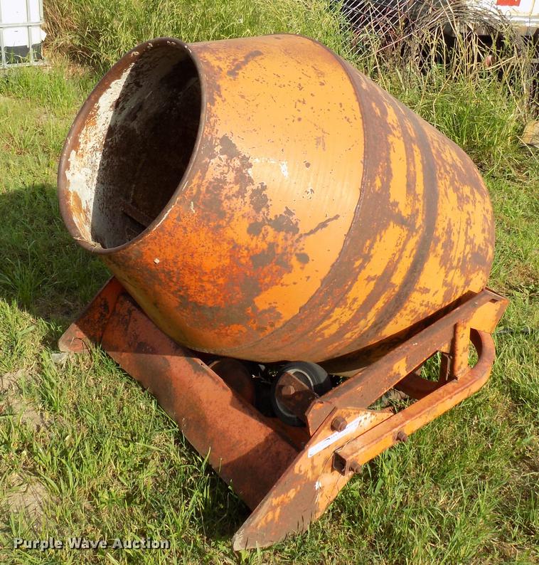 image for item FJ9300 Cement mixer