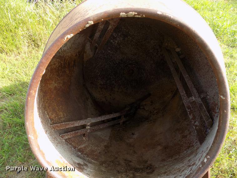 image for item FJ9300 Cement mixer