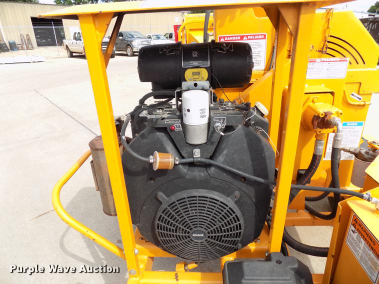 image for item FJ9316 2014 Bandit 65XP wood chipper