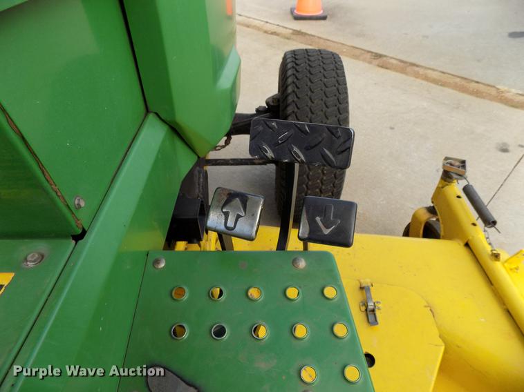 image for item FJ9319 John Deere 955 tractor