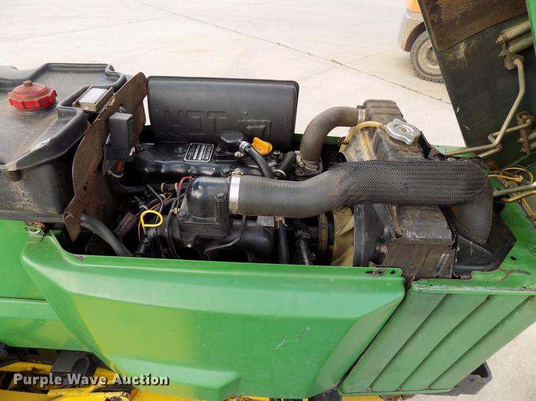 image for item FJ9319 John Deere 955 tractor