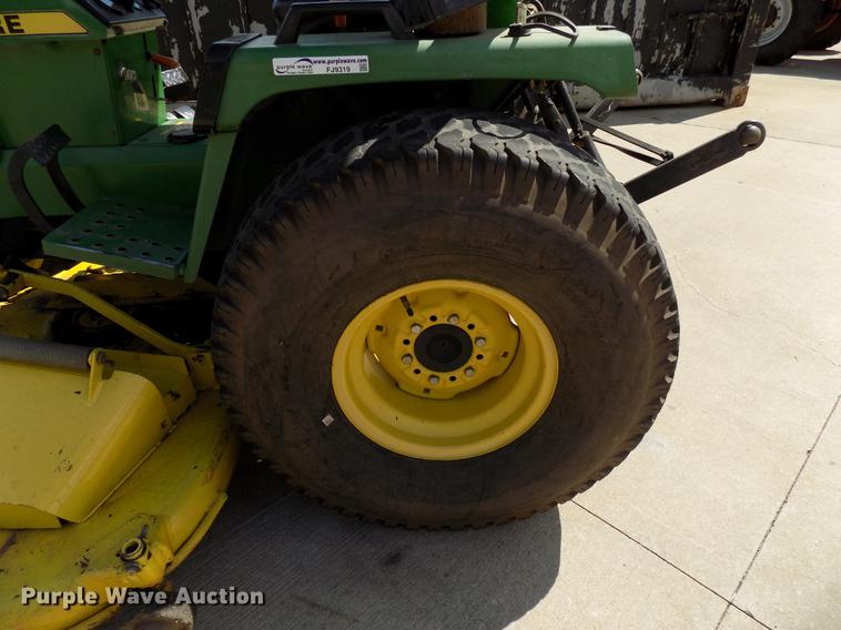 image for item FJ9319 John Deere 955 tractor