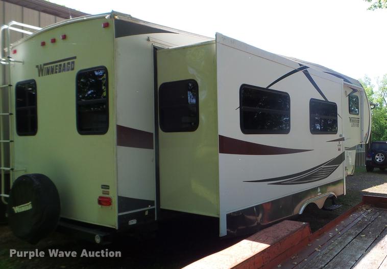 image for item FM9359 2013 Winnebago Lite Five camper