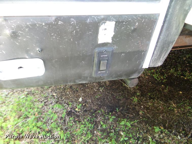 image for item FM9359 2013 Winnebago Lite Five camper