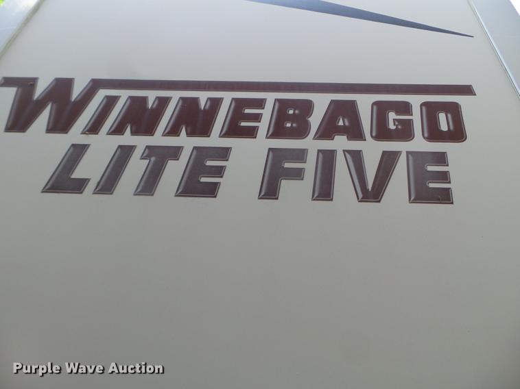 image for item FM9359 2013 Winnebago Lite Five camper