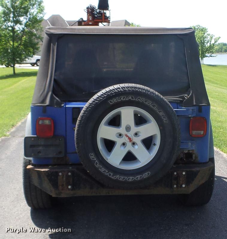 image for item FM9361 1997 Jeep Wrangler Sport SUV