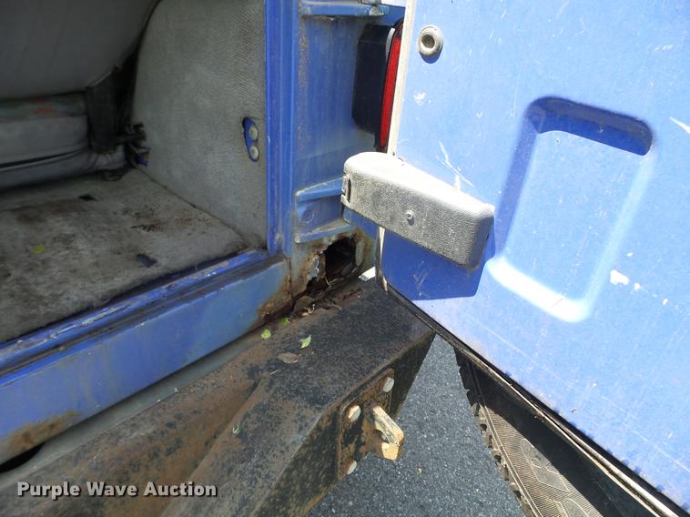 image for item FM9361 1997 Jeep Wrangler Sport SUV