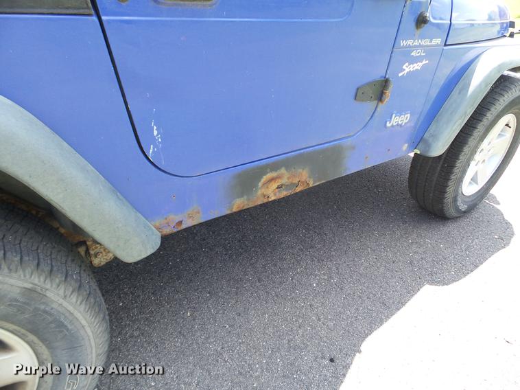 image for item FM9361 1997 Jeep Wrangler Sport SUV