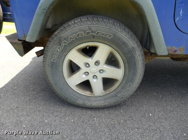 image for item FM9361 1997 Jeep Wrangler Sport SUV