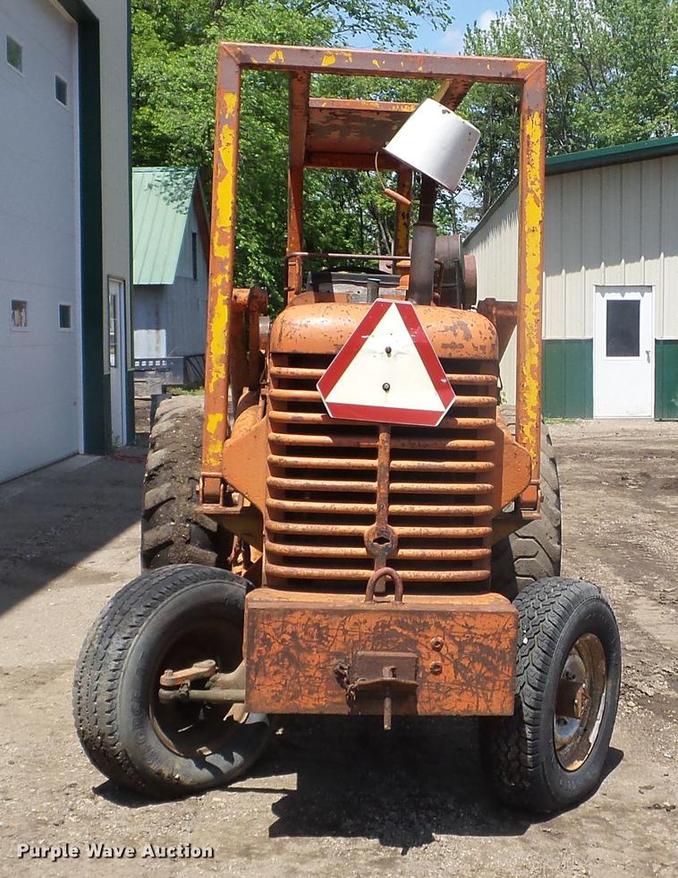 image for item FM9366 Tractomotive TL-10 wheel loader