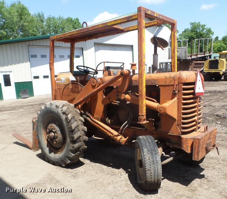 image for item FM9366 Tractomotive TL-10 wheel loader