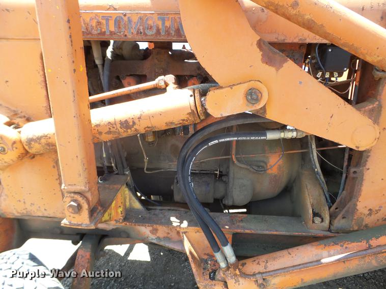 image for item FM9366 Tractomotive TL-10 wheel loader