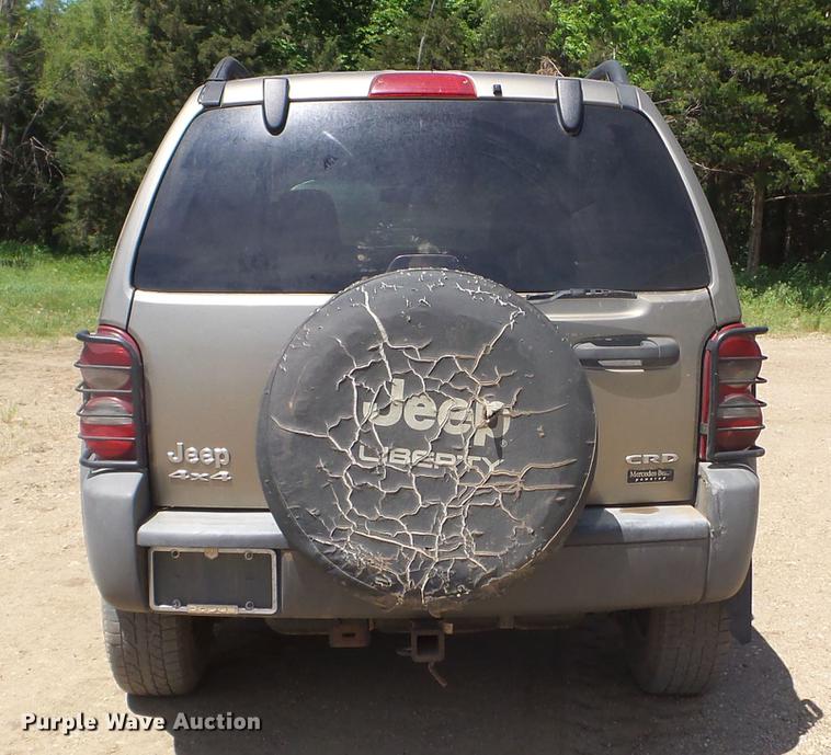 image for item FM9372 2005 Jeep Liberty SUV