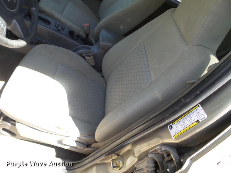 image for item FM9372 2005 Jeep Liberty SUV