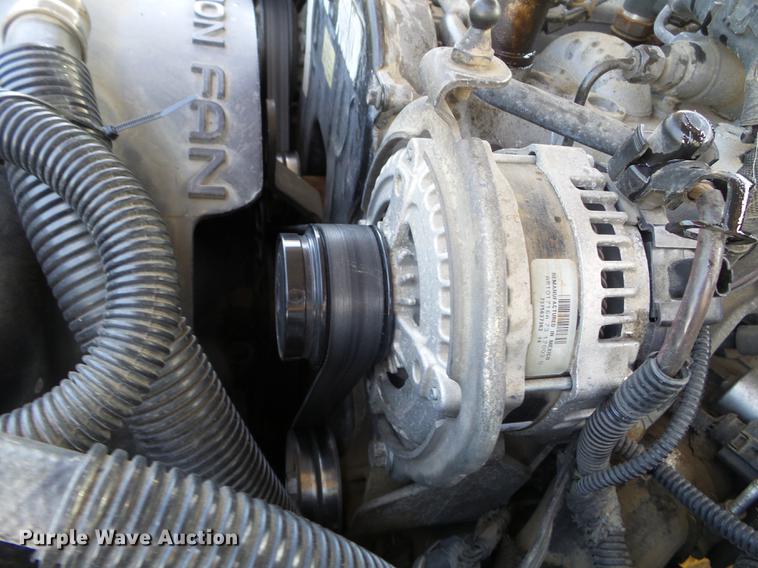 image for item FM9372 2005 Jeep Liberty SUV