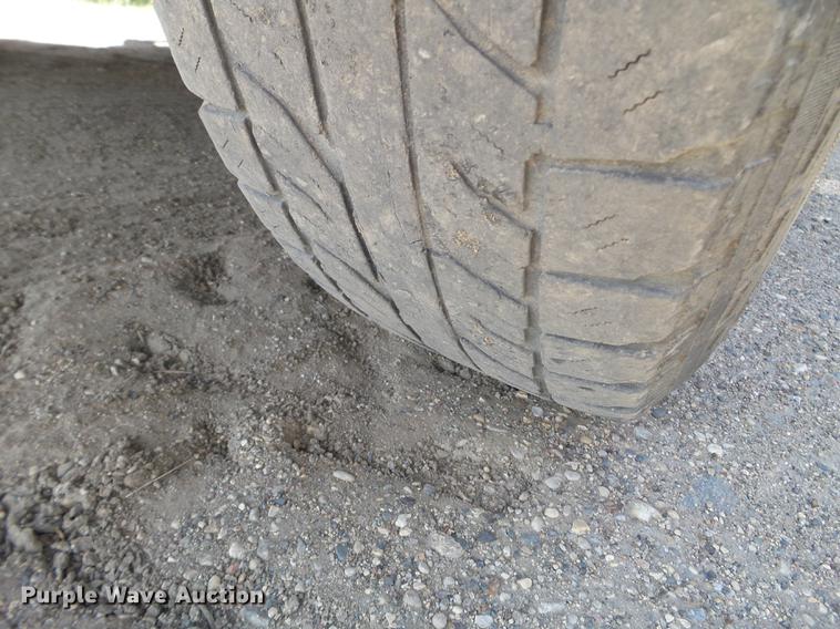 image for item FM9372 2005 Jeep Liberty SUV