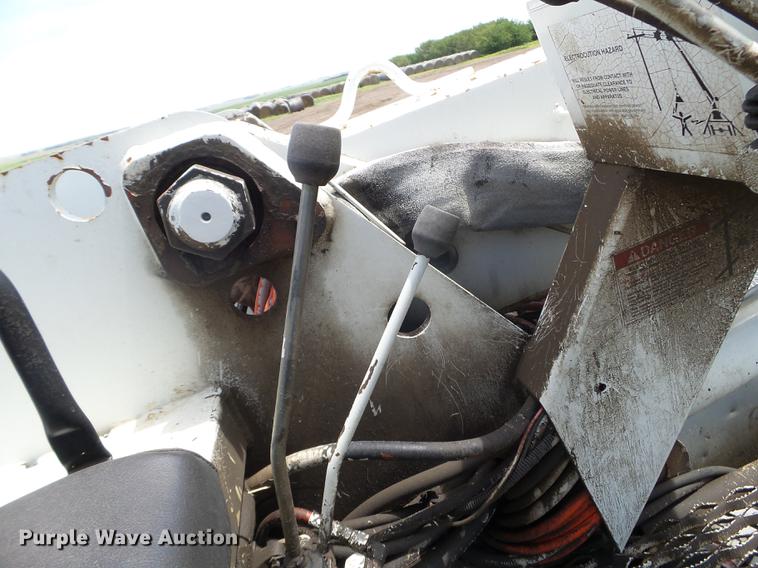 image for item FM9376 Dueco service bed with digger derrick