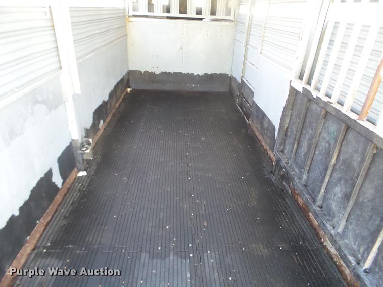 image for item FM9379 1986 Bonanza livestock trailer