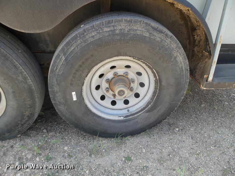 image for item FM9379 1986 Bonanza livestock trailer