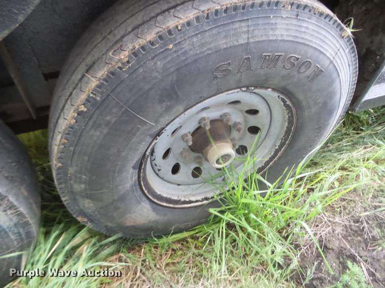 image for item FM9379 1986 Bonanza livestock trailer