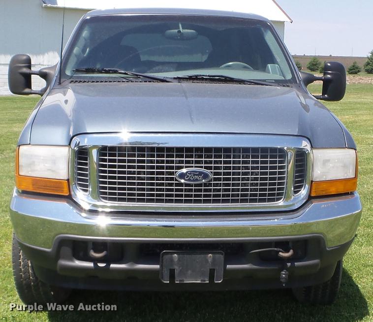 image for item FM9392 2000 Ford Excursion XLT SUV