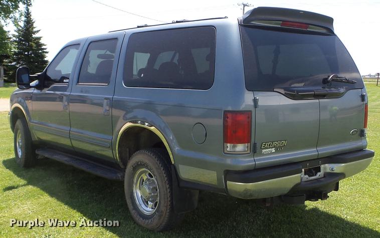 image for item FM9392 2000 Ford Excursion XLT SUV