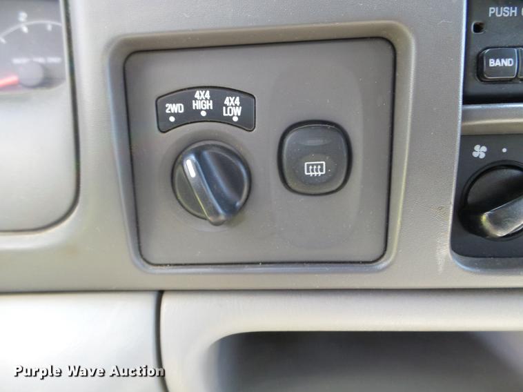 image for item FM9392 2000 Ford Excursion XLT SUV