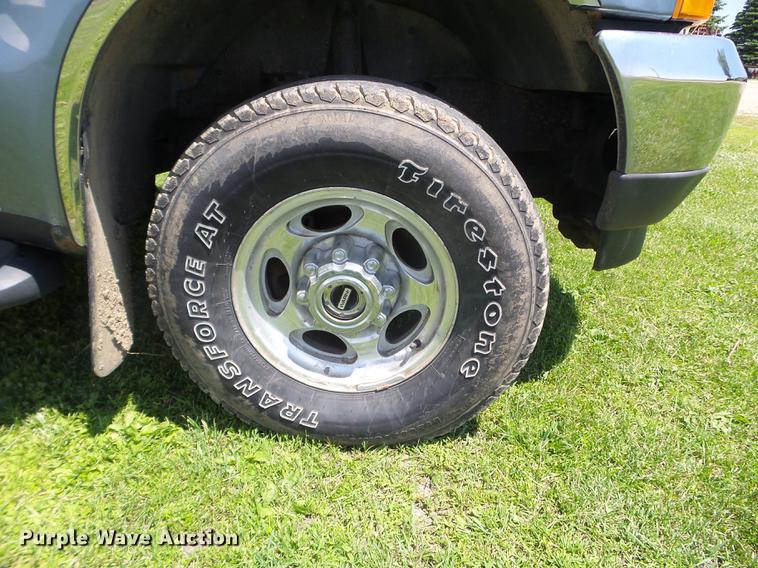 image for item FM9392 2000 Ford Excursion XLT SUV