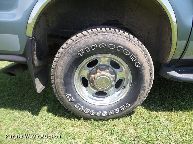 image for item FM9392 2000 Ford Excursion XLT SUV