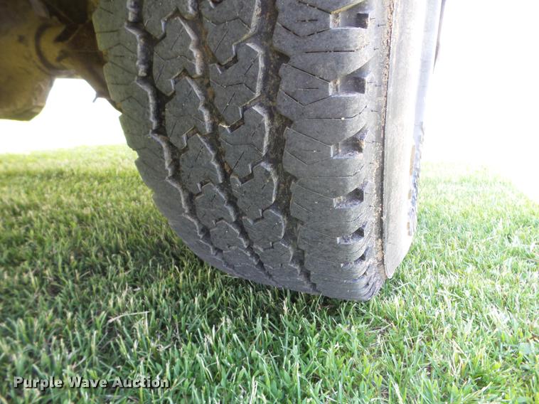 image for item FM9392 2000 Ford Excursion XLT SUV