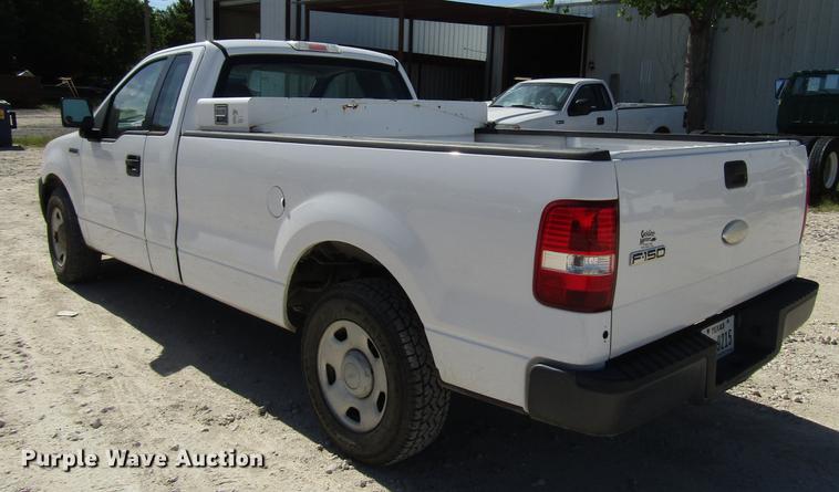 image for item FO9282 2005 Ford F150 pickup truck