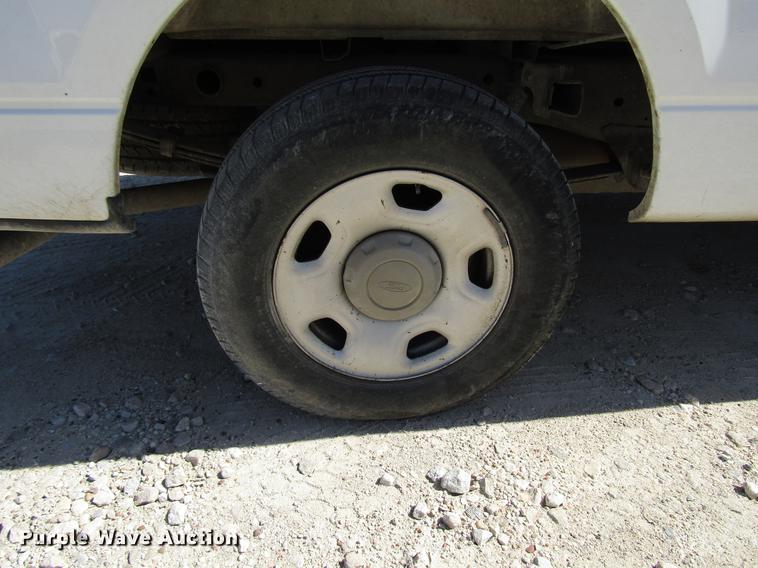 image for item FO9282 2005 Ford F150 pickup truck