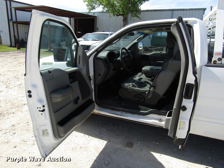 image for item FO9283 2005 Ford F150 pickup truck