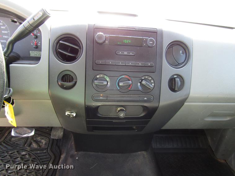 image for item FO9283 2005 Ford F150 pickup truck