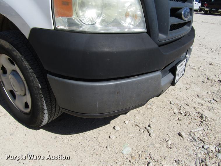 image for item FO9283 2005 Ford F150 pickup truck