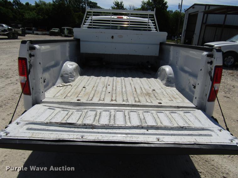 image for item FO9283 2005 Ford F150 pickup truck