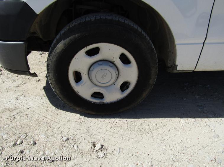 image for item FO9283 2005 Ford F150 pickup truck