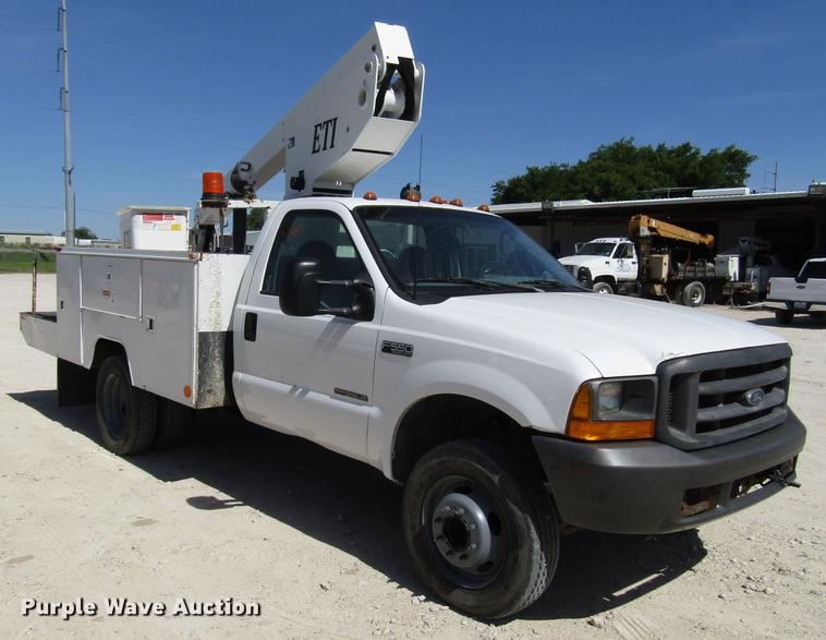 image for item FO9284 1999 Ford F550 bucket truck