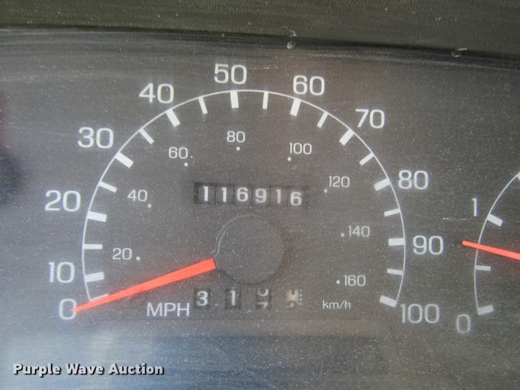 image for item FO9284 1999 Ford F550 bucket truck