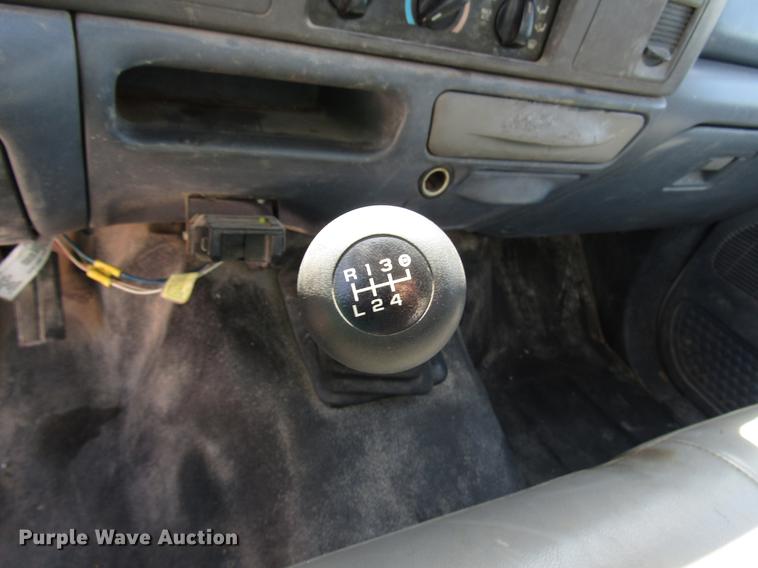 image for item FO9284 1999 Ford F550 bucket truck