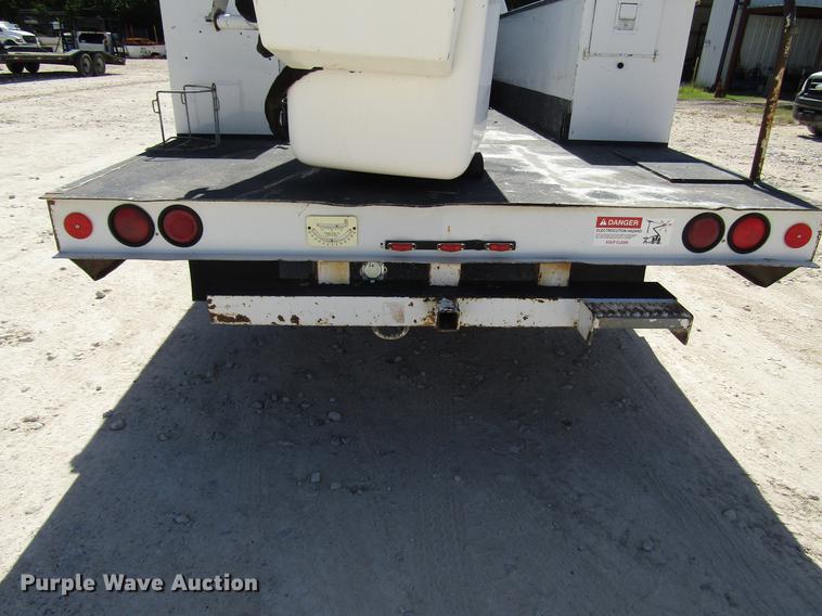 image for item FO9284 1999 Ford F550 bucket truck