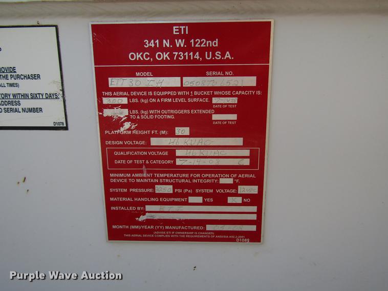 image for item FO9284 1999 Ford F550 bucket truck