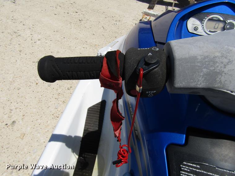 image for item FO9293 2007 Yamaha VX1100F personal watercraft