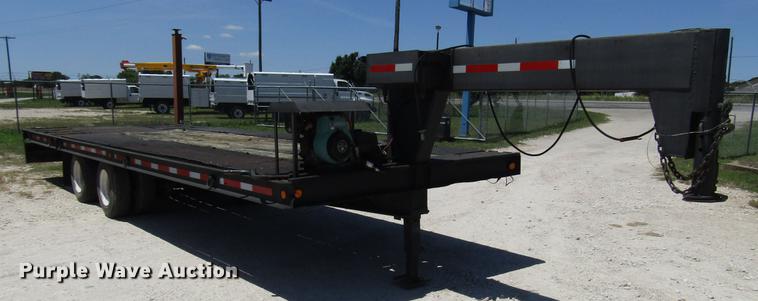 image for item FO9294 1995 Trail-Eze DA5428 equipment trailer